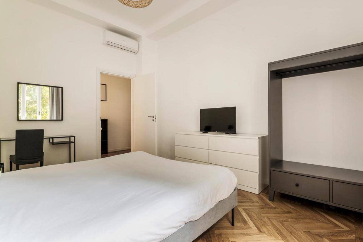 Luxury 4 Bedrooms Apartments Close To Duomo Milan Exterior photo